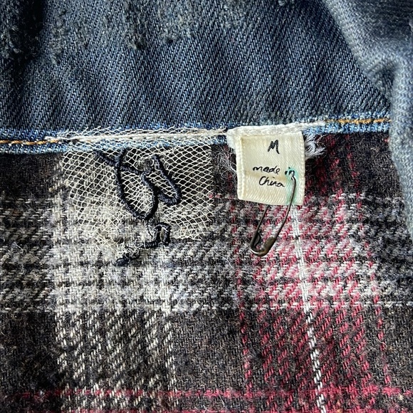 Jean jacket - Picture 2 of 6